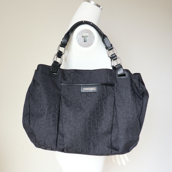 Calvin Klein black fabric laptop bag w/ 3 sections - Picture 1 of 12